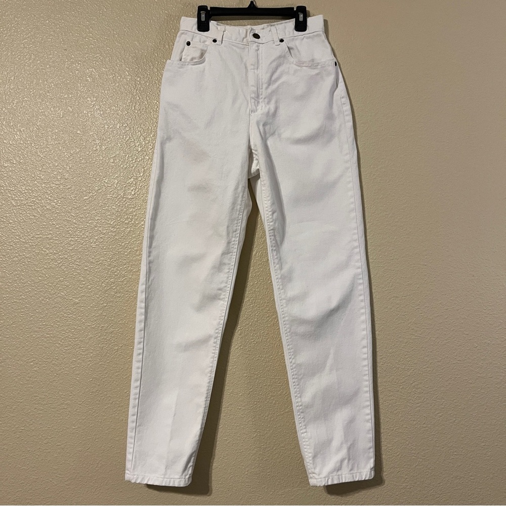 Liz Wear Women’s Vintage Size 8 White High Waist Jeans